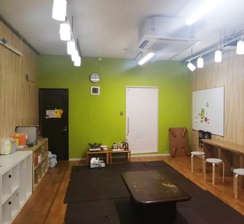 ゆにぞんすてっぷの室内